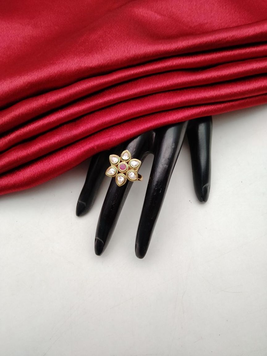 RAD RING IN POLKI (GOLD POLISH) STYLE | DESIGN - 28416