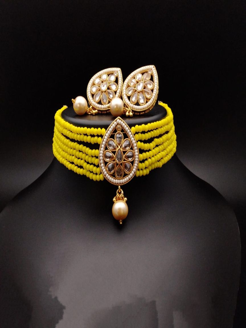 REVERSE AD CHOKER IN POLKI (GOLD POLISH) STYLE | DESIGN - 32008