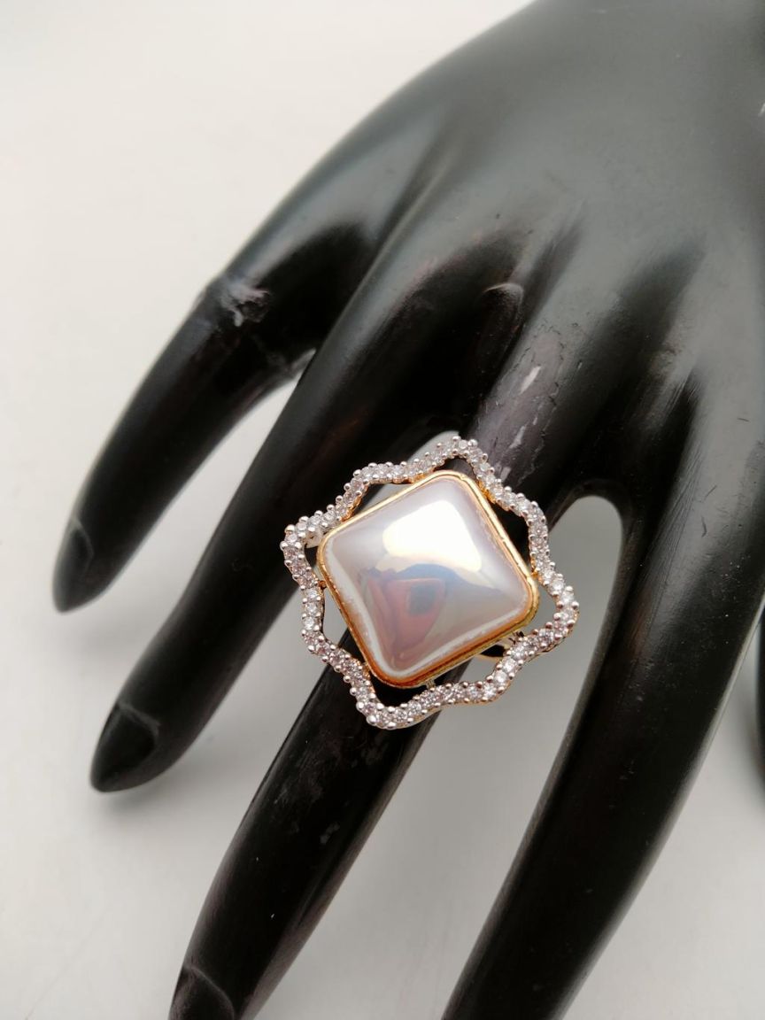 RINGS IN AD STYLE | DESIGN - 30164