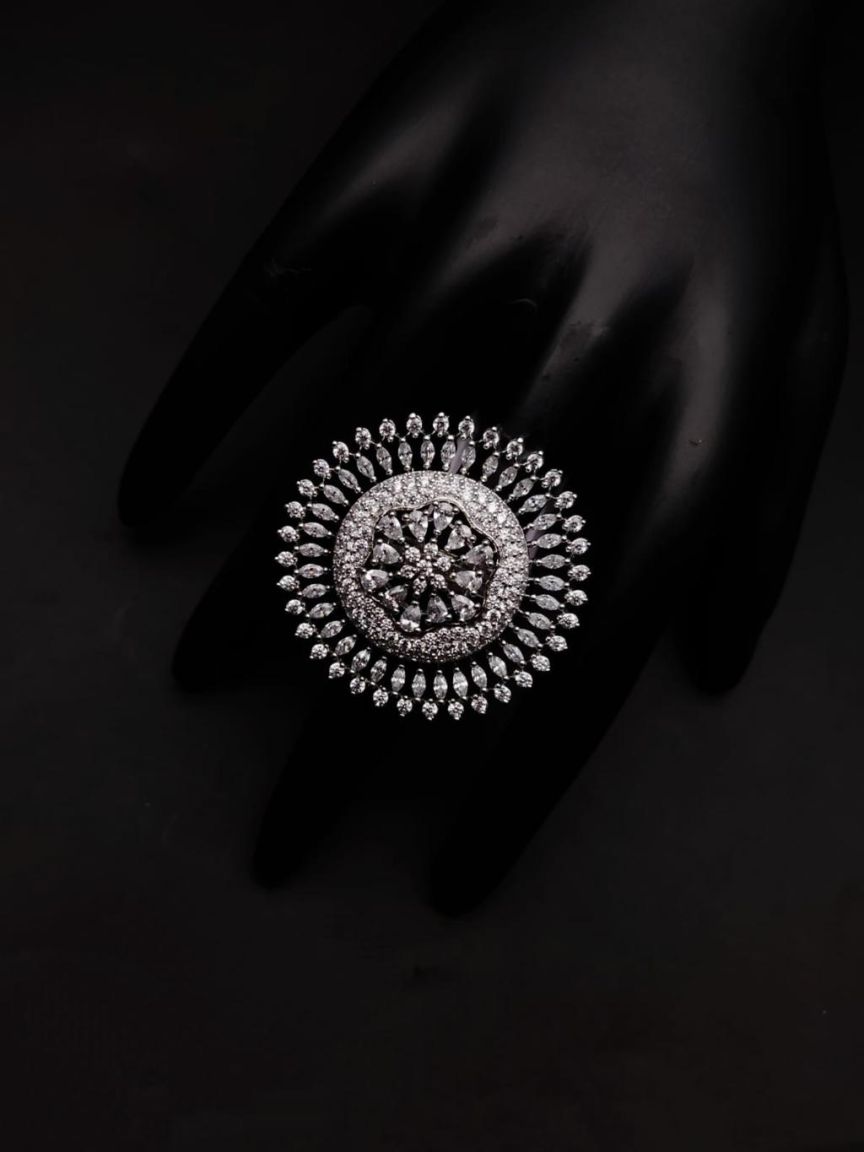 RINGS IN AD STYLE | DESIGN - 30171