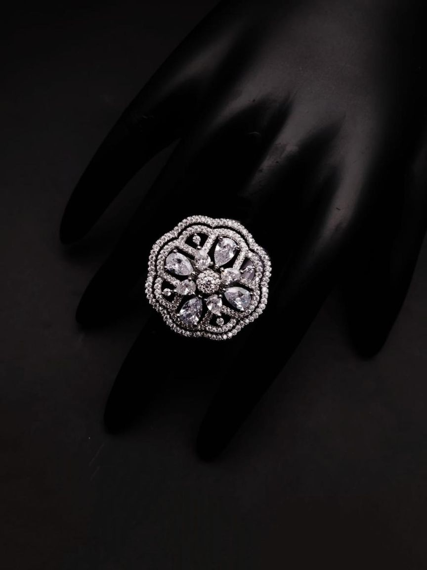 RINGS IN AD STYLE | DESIGN - 30175
