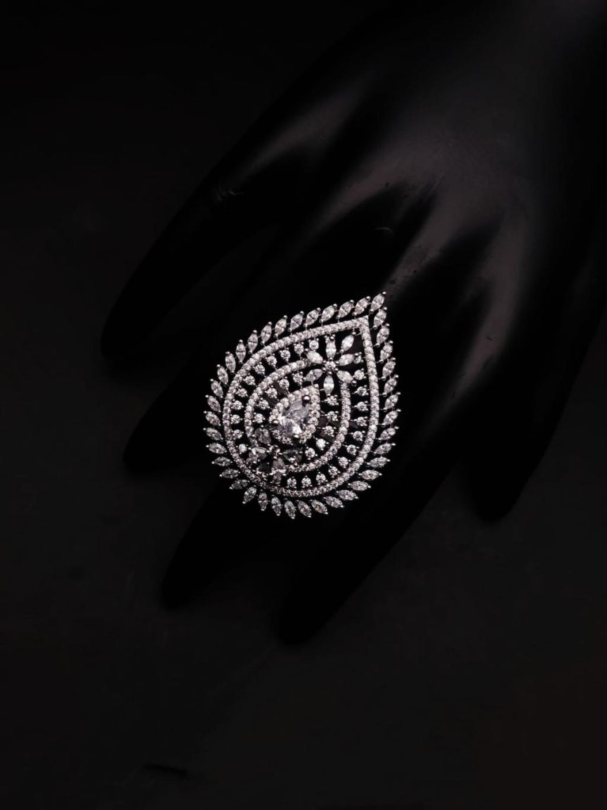RINGS IN AD STYLE | DESIGN - 30184
