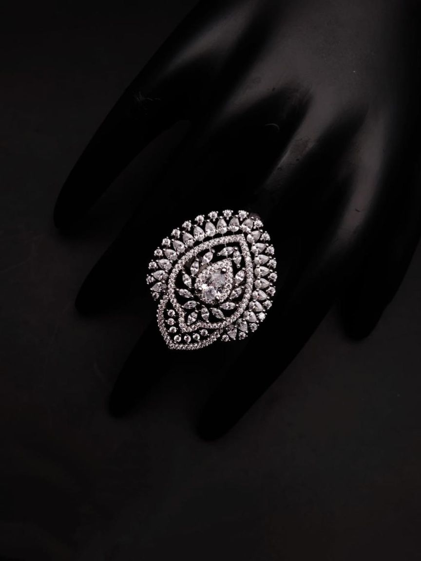 RINGS IN AD STYLE | DESIGN - 30239