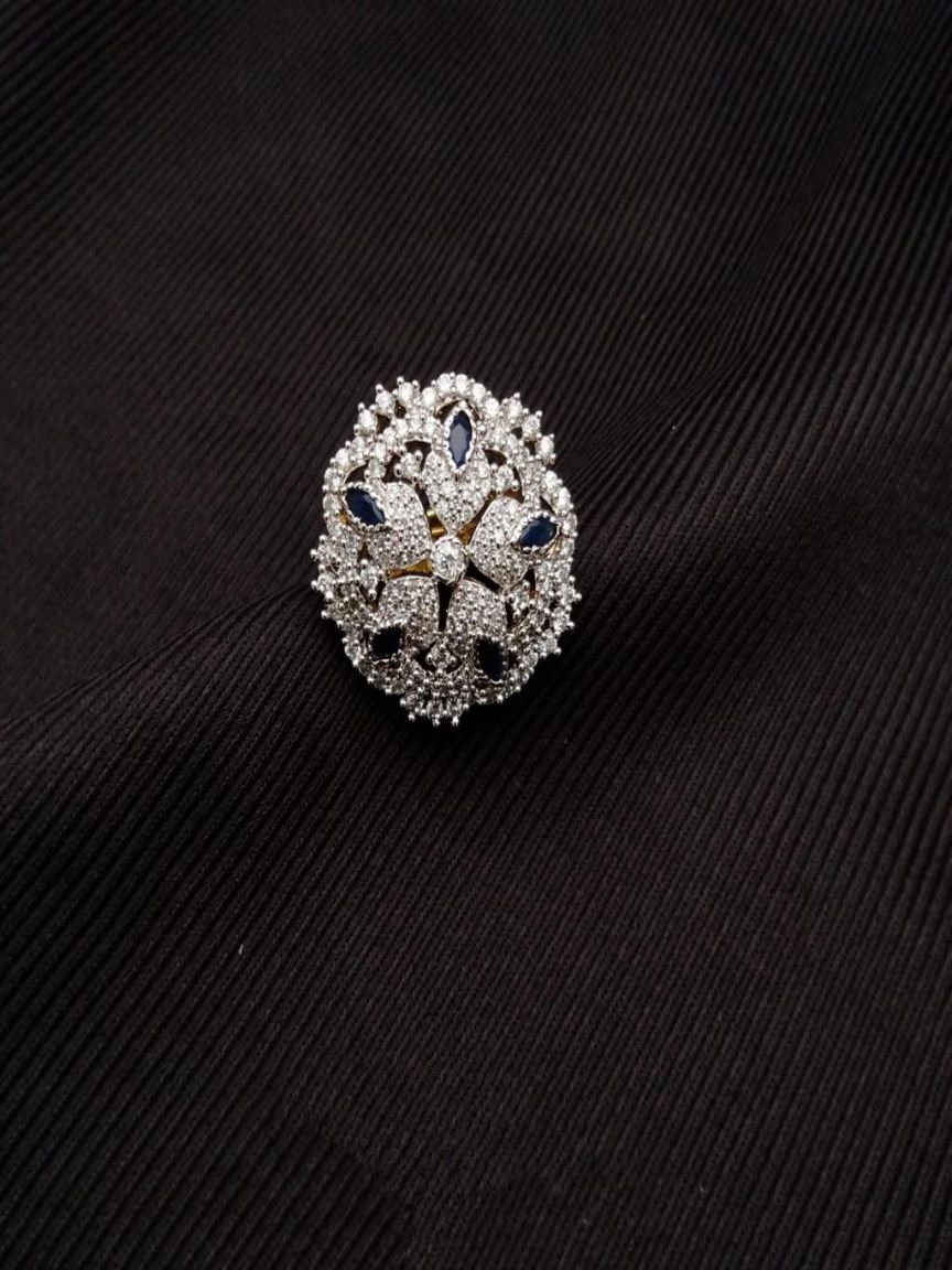RINGS IN AD STYLE | DESIGN - 30266