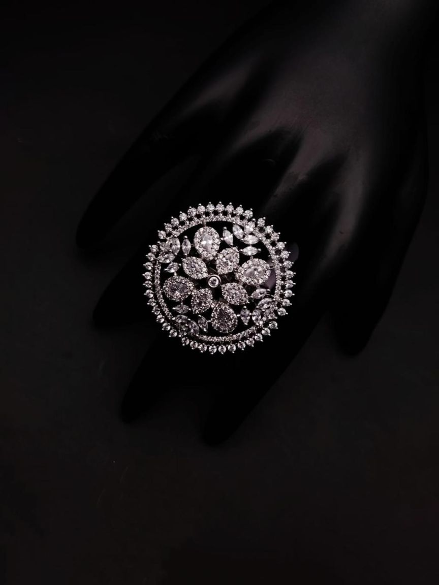 RINGS IN AD STYLE | DESIGN - 30343