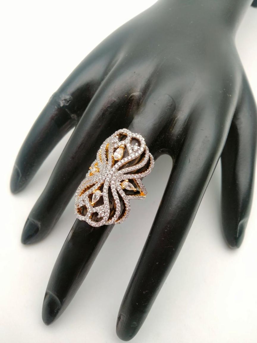 RINGS IN AD STYLE | DESIGN - 30381