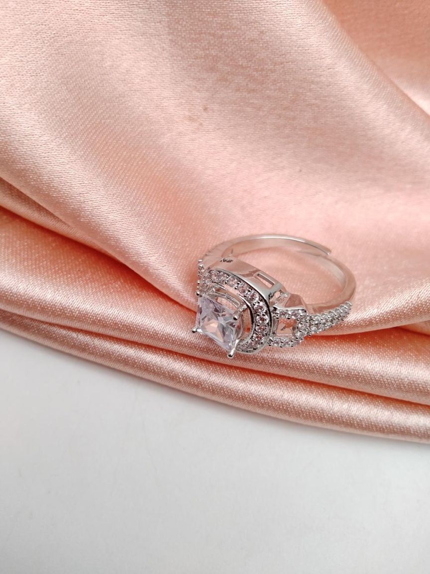 RINGS IN AD STYLE | DESIGN - 30388