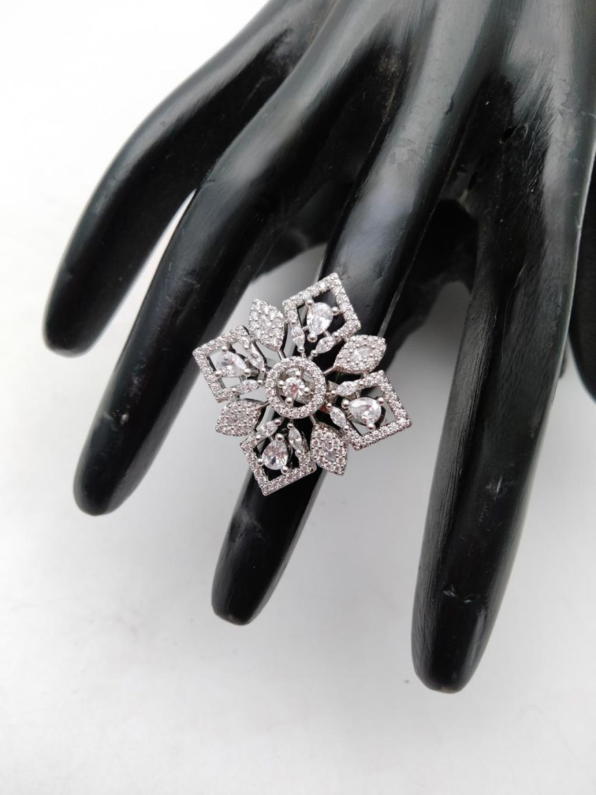 RINGS IN AD STYLE | DESIGN - 30406