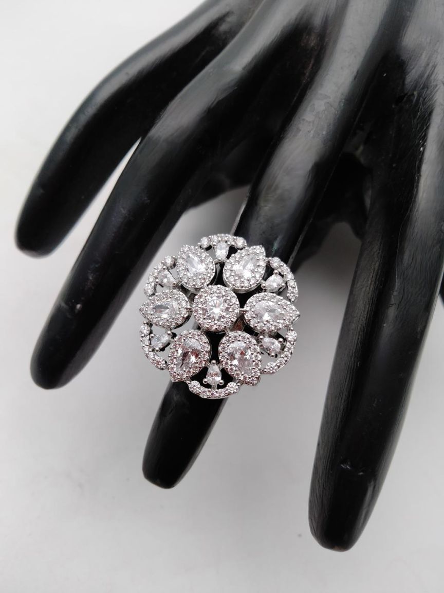 RINGS IN AD STYLE | DESIGN - 30409
