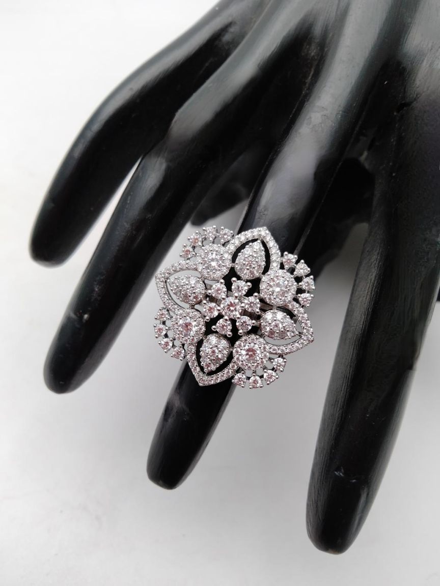 RINGS IN AD STYLE | DESIGN - 30410