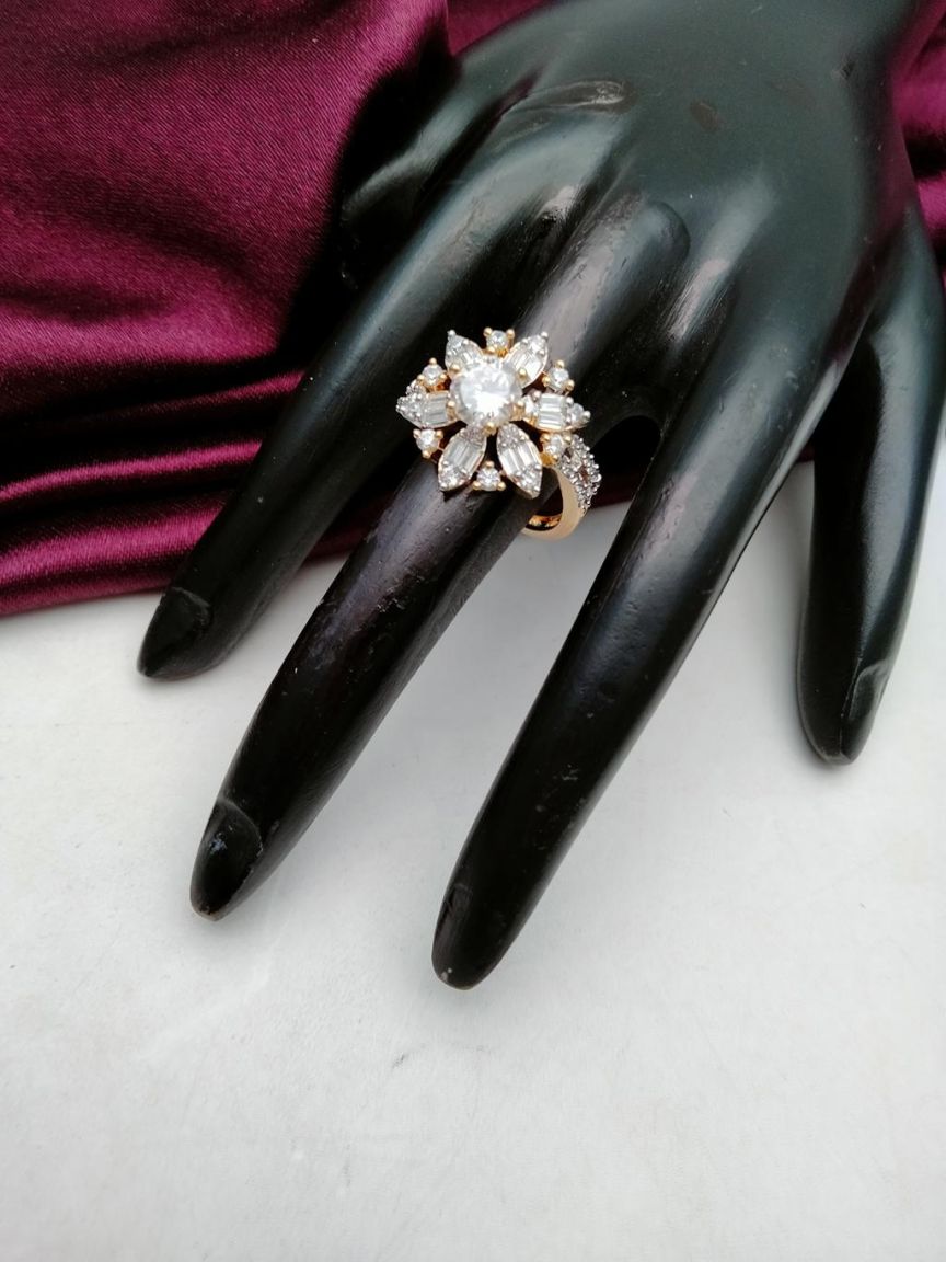 RINGS IN AD STYLE | DESIGN - 30412