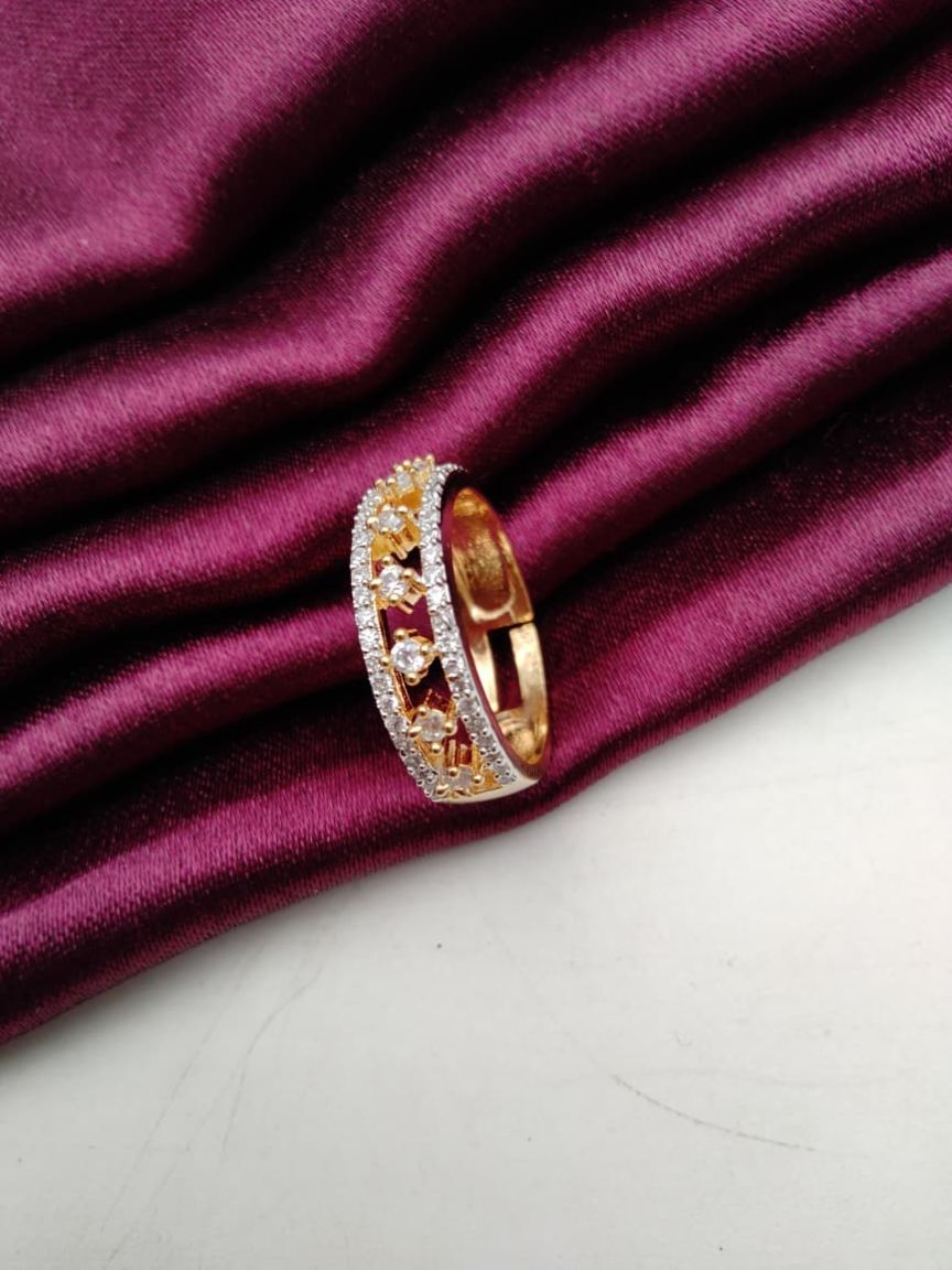 RINGS IN AD STYLE | DESIGN - 30431