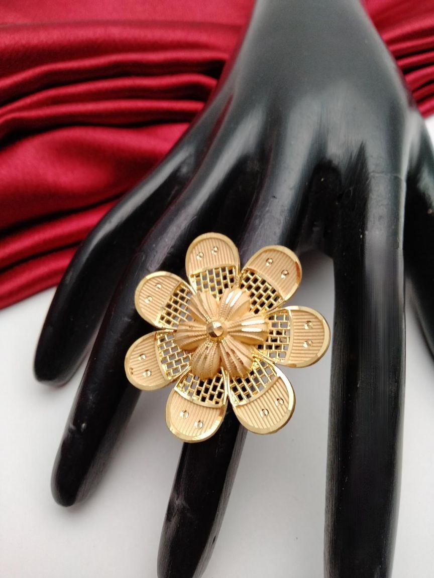 RINGS IN FORMING STYLE | DESIGN - 93507