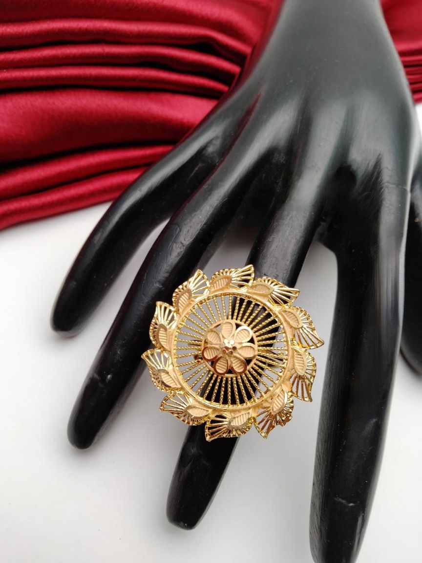 RINGS IN FORMING STYLE | DESIGN - 93508