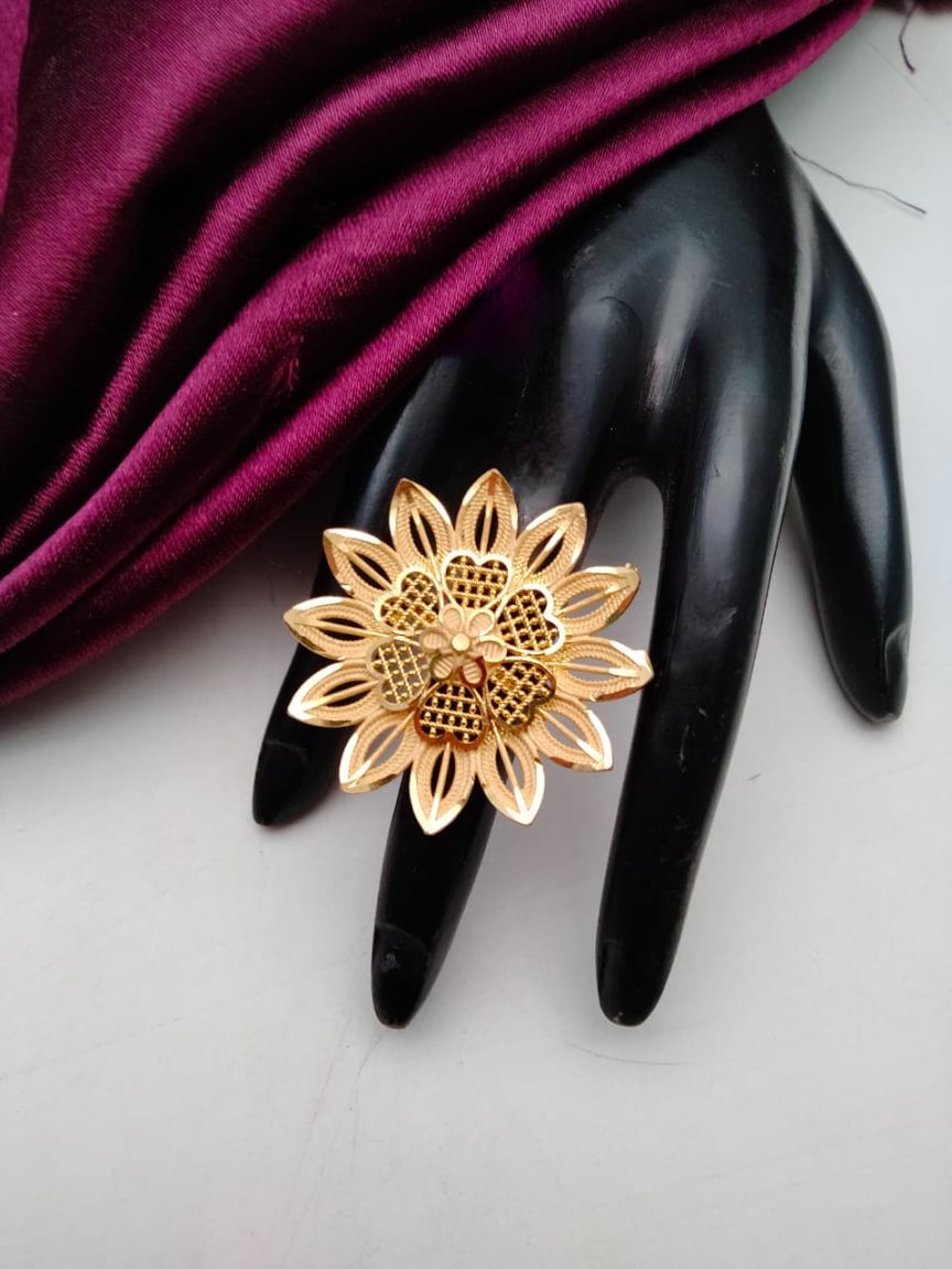 RINGS IN FORMING STYLE | DESIGN - 93528