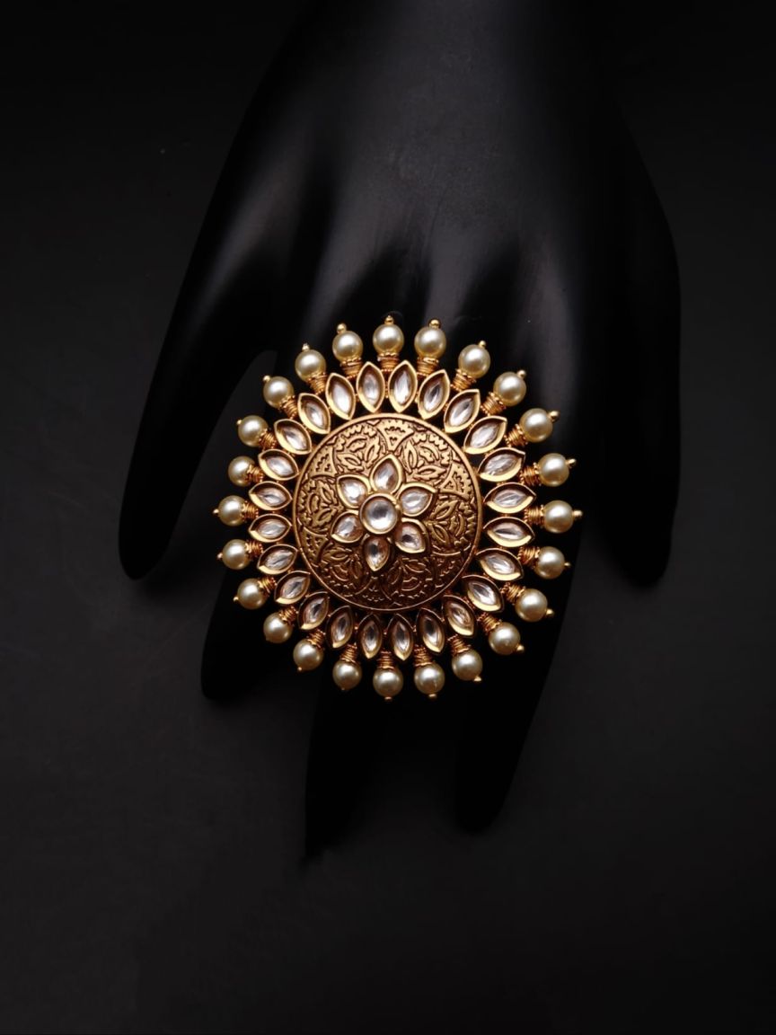 RINGS IN KUNDAN (VILANDI) STYLE | DESIGN - 70017