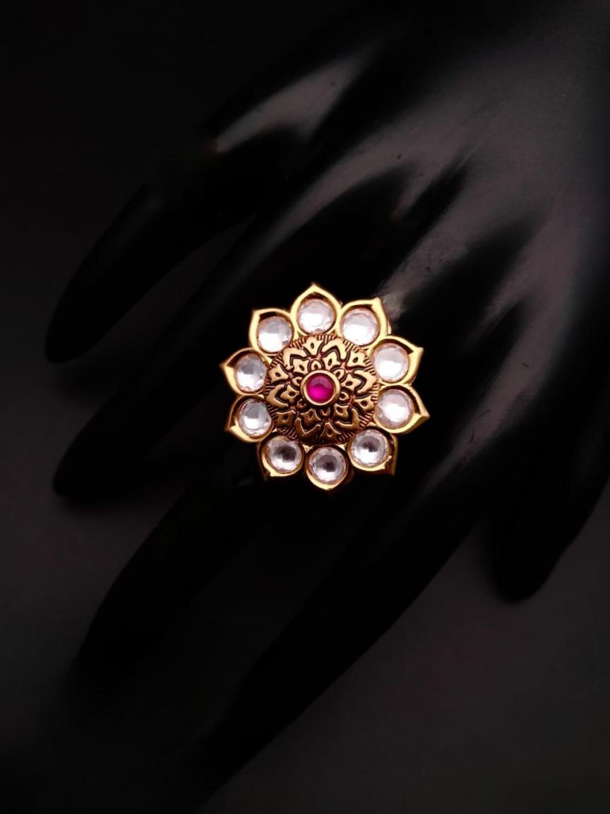 RINGS IN KUNDAN (VILANDI) STYLE | DESIGN - 70077