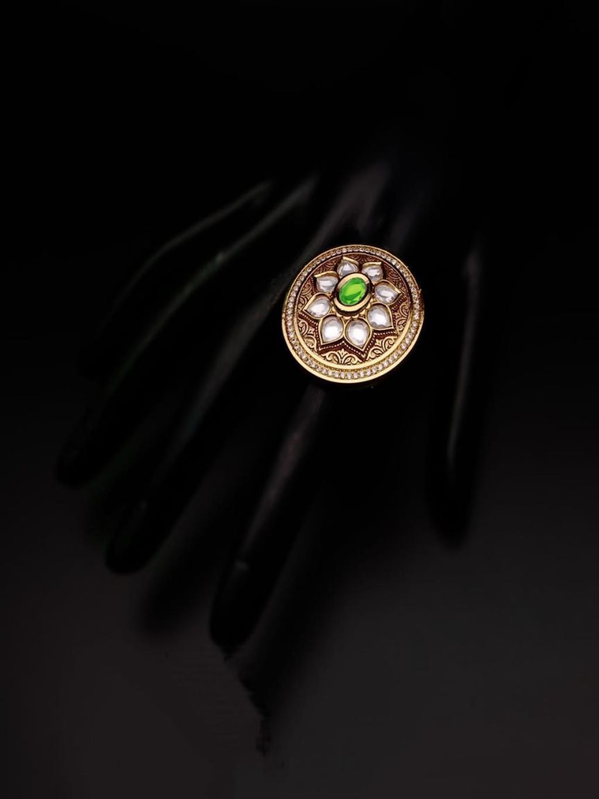 kundan-rings-RGK70103GRGD