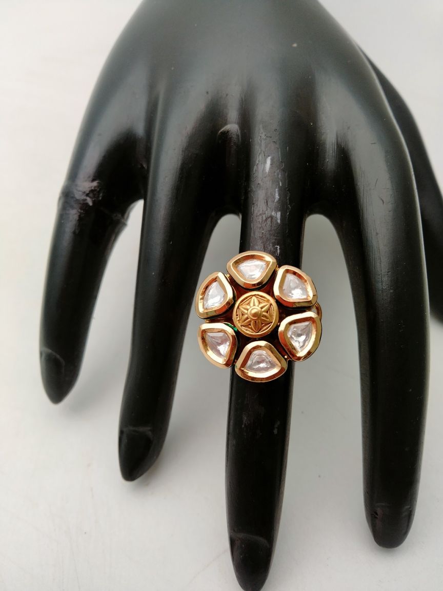 RINGS IN KUNDAN (VILANDI) STYLE | DESIGN - 70112