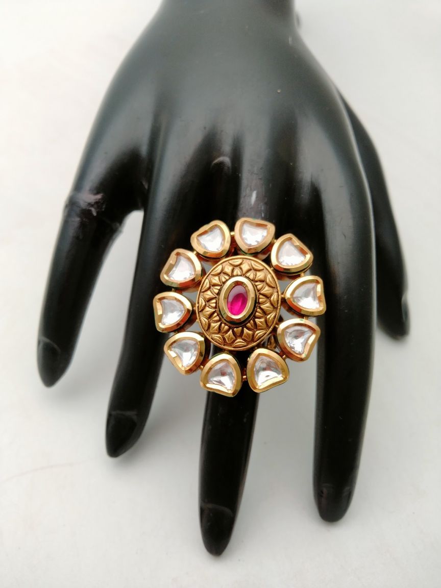 RINGS IN KUNDAN (VILANDI) STYLE | DESIGN - 70113