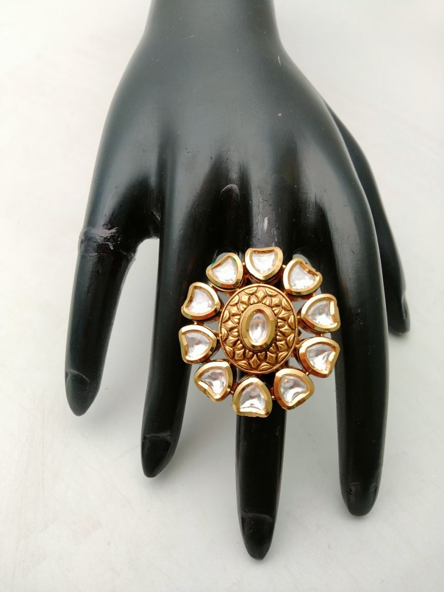 kundan-rings-RGK70113WGD