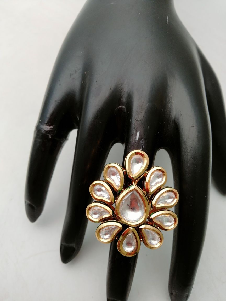 kundan-rings-RGK70116WGD