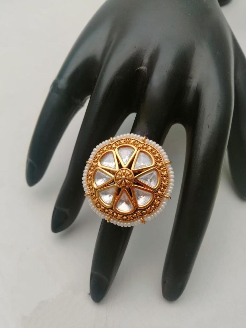kundan-rings-RGK70125WGD