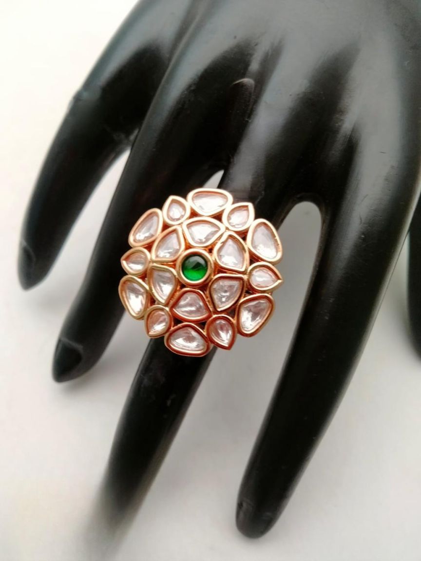 kundan-rings-RGK70126GRGD