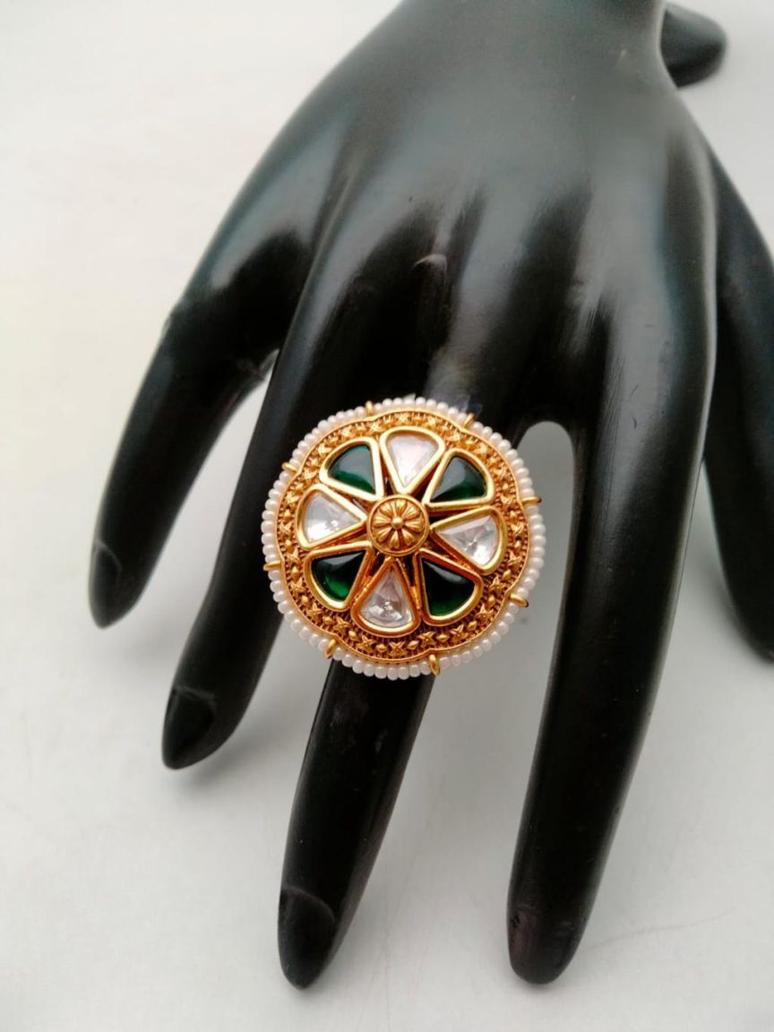 RINGS IN KUNDAN (VILANDI) STYLE | DESIGN - 70129