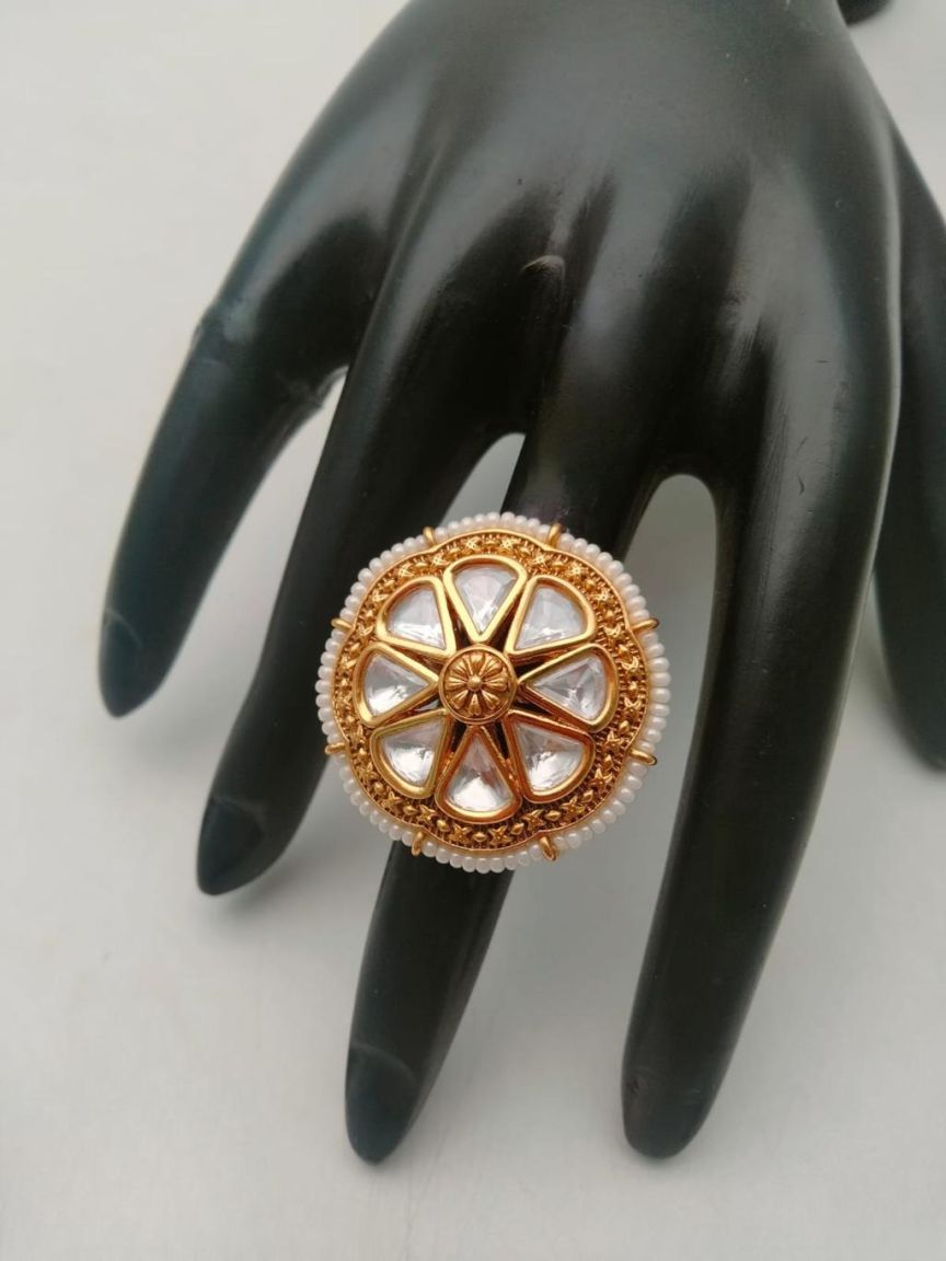kundan-rings-RGK70129WGD