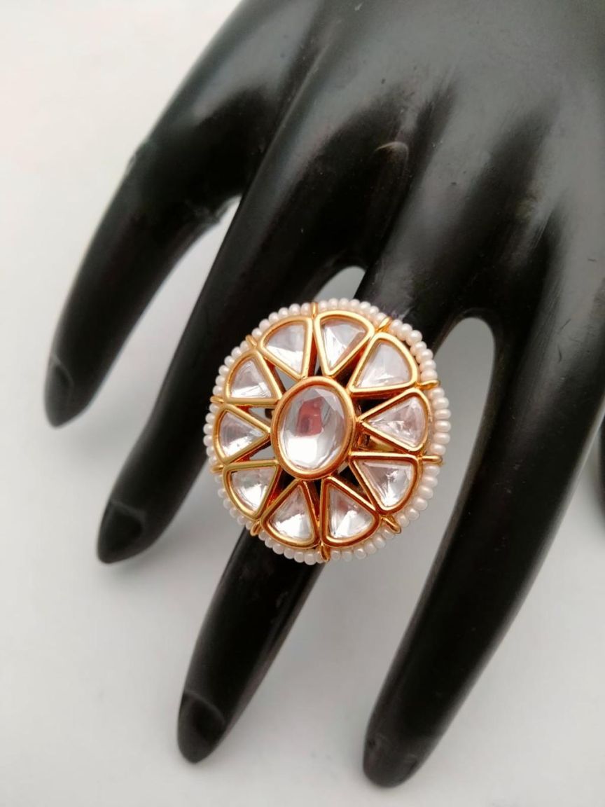 kundan-rings-RGK70131WGD