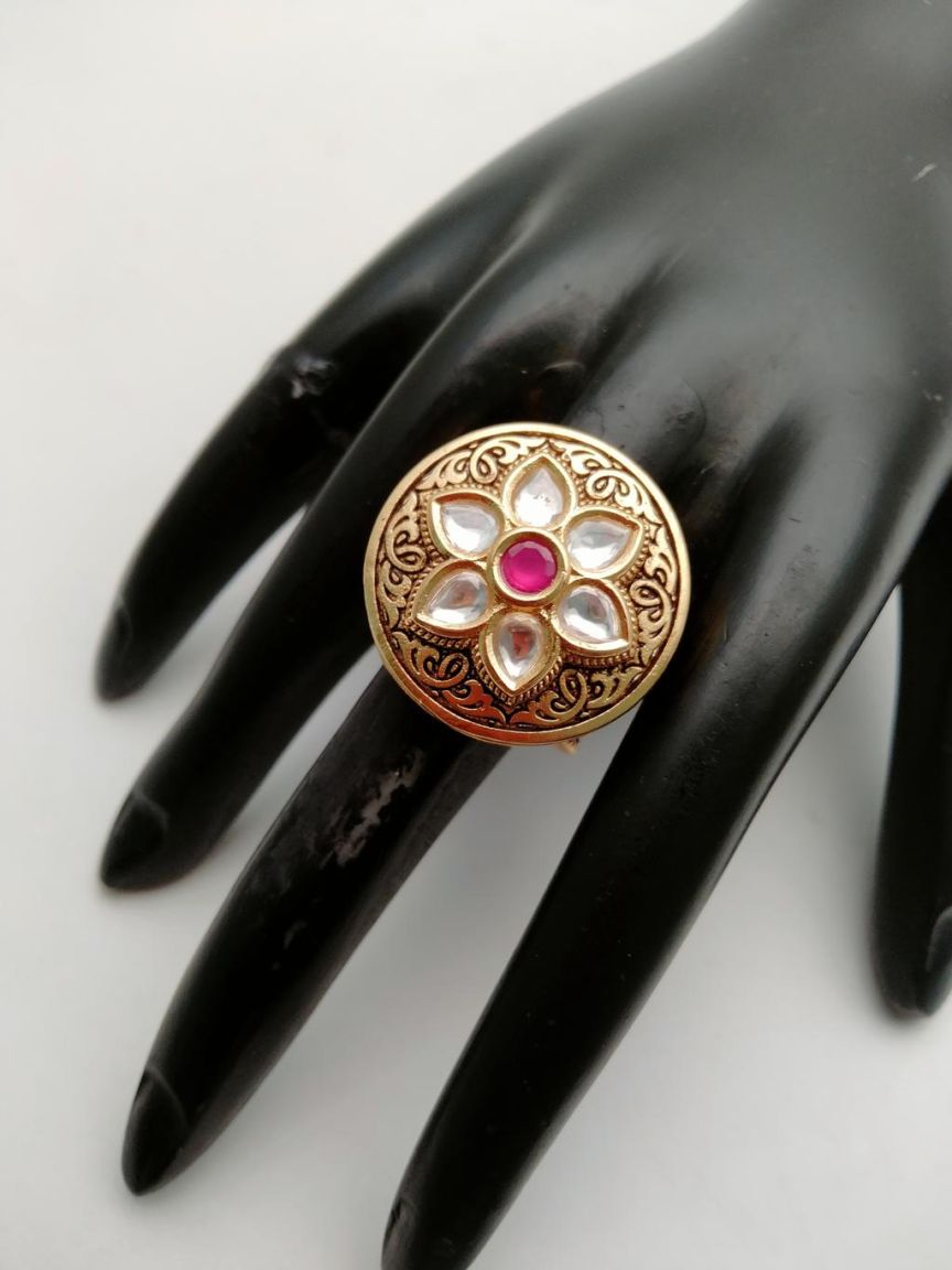 RINGS IN KUNDAN (VILANDI) STYLE | DESIGN - 70136