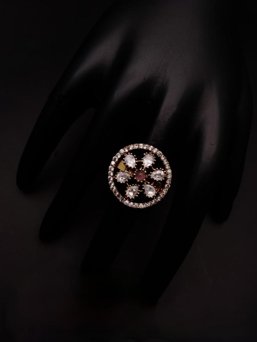 RINGS IN KUNDAN (VILANDI) STYLE | DESIGN - 70141