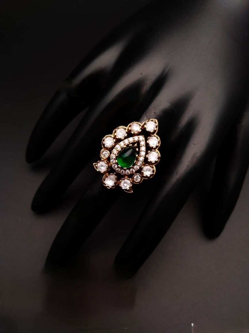 kundan-rings-RGK70143GRMH