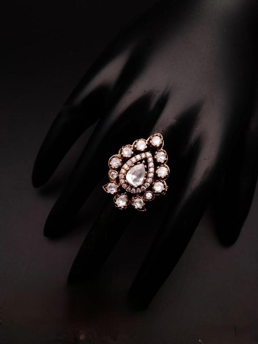 kundan-rings-RGK70143WMH