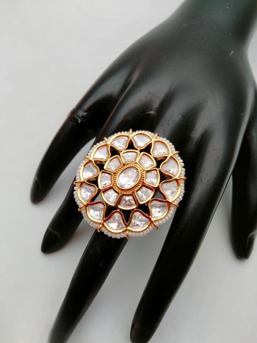 kundan-rings-RGK70152WGD