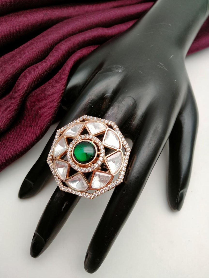 kundan-rings-RGK70161GRGD
