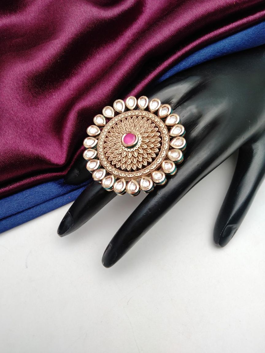 RINGS IN KUNDAN (VILANDI) STYLE | DESIGN - 70165