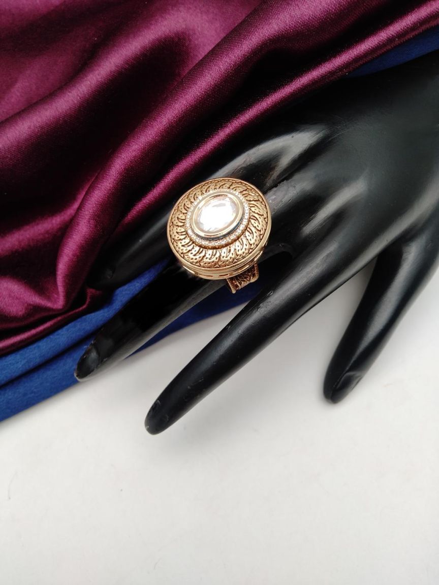 kundan-rings-RGK70166WGD
