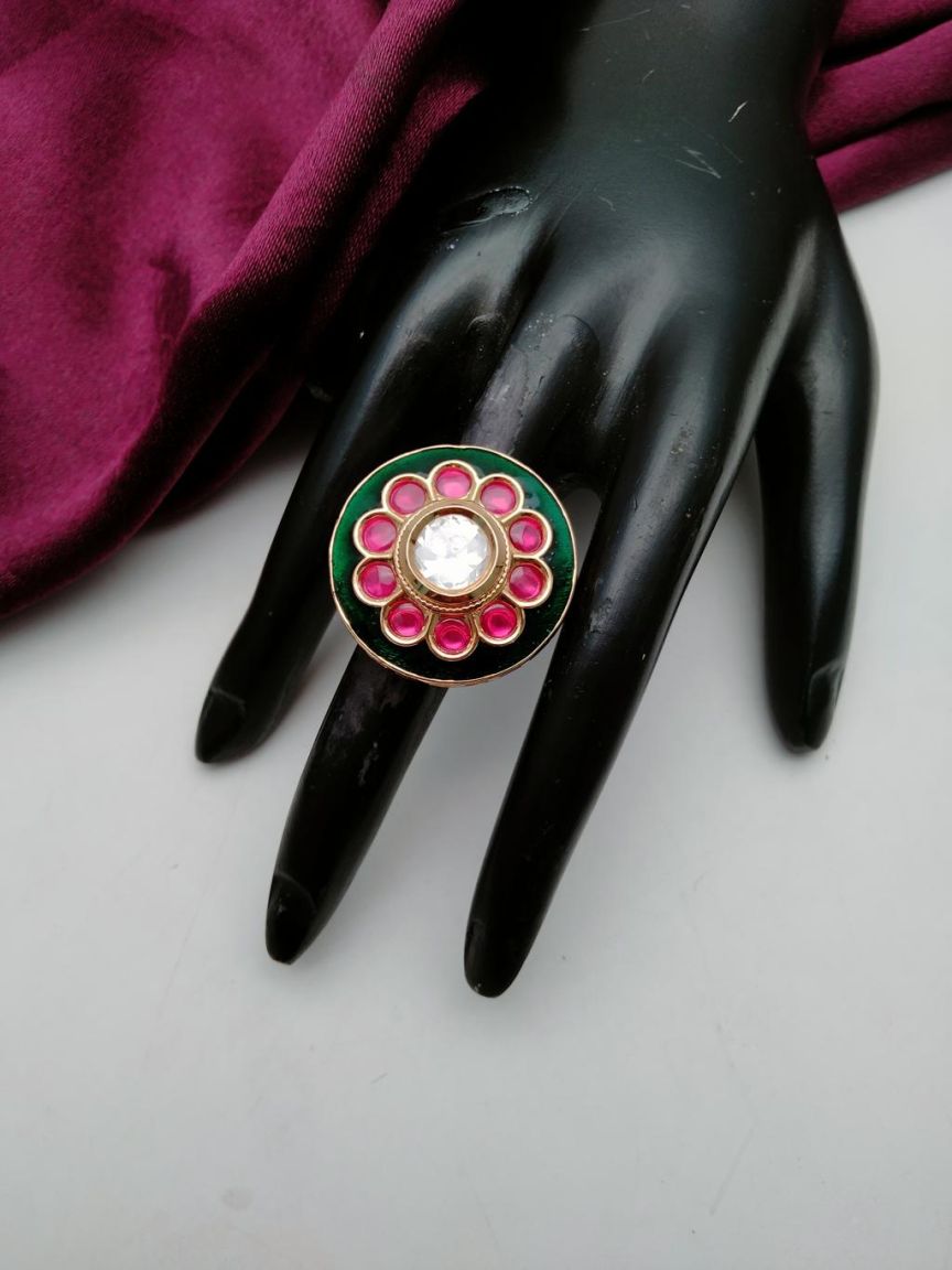 RINGS IN KUNDAN (VILANDI) STYLE | DESIGN - 70175
