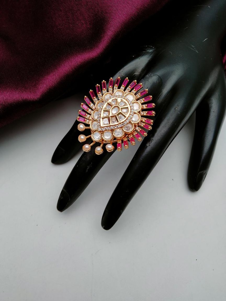 RINGS IN KUNDAN (VILANDI) STYLE | DESIGN - 70183