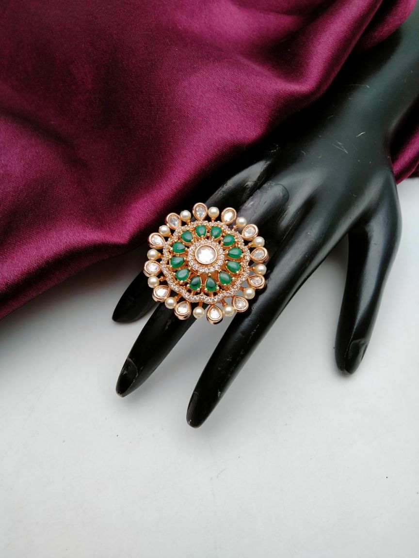 kundan-rings-RGK70184GRVC