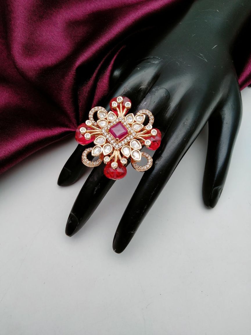 RINGS IN KUNDAN (VILANDI) STYLE | DESIGN - 70188