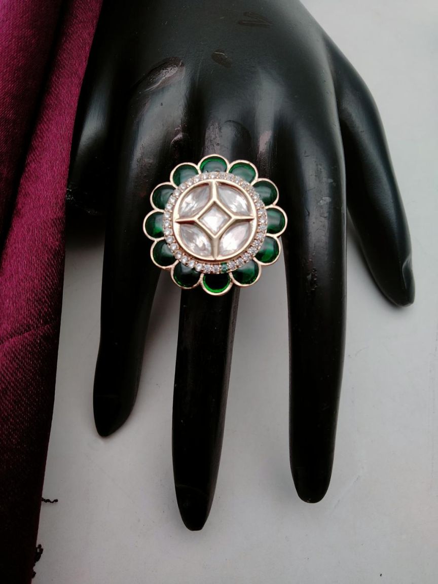 kundan-rings-RGK70193GRGD