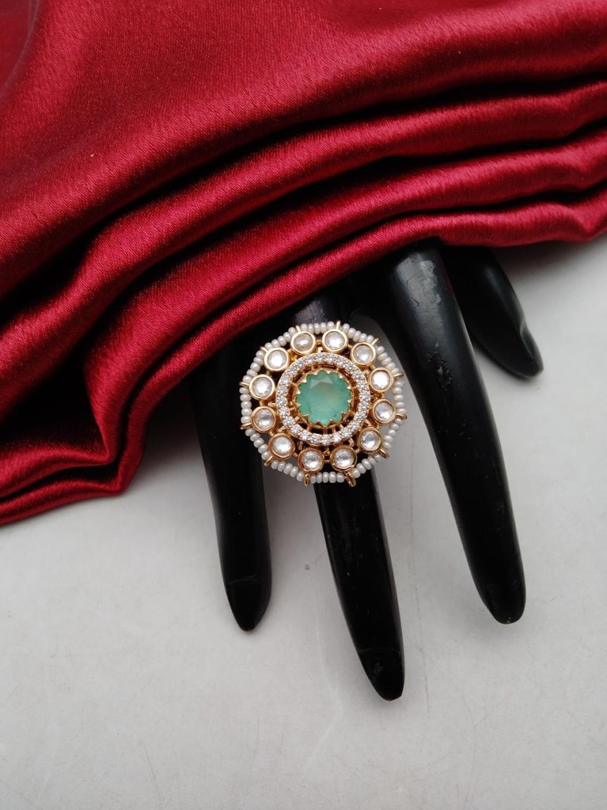 kundan-rings-RGK70194MGGD