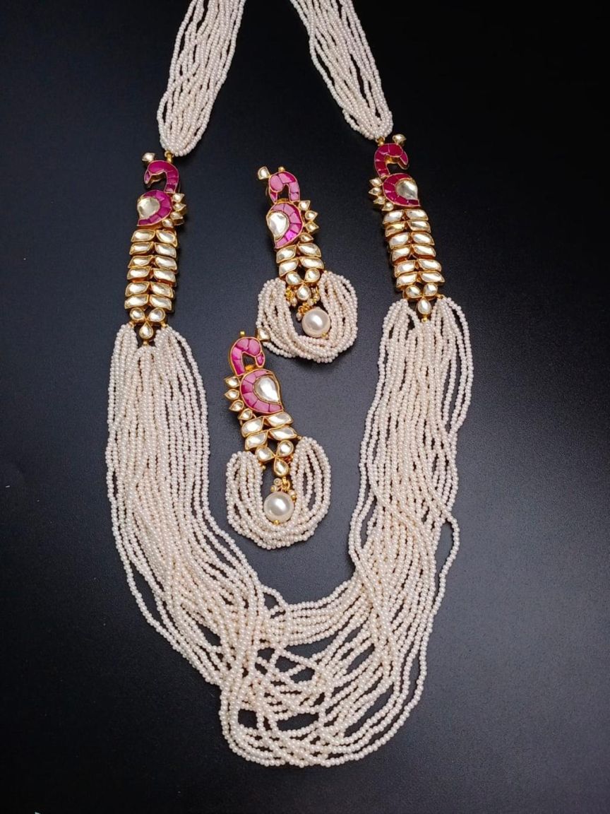 SIDE BROOCH IN KUNDAN (VILANDI) STYLE | DESIGN - 83001