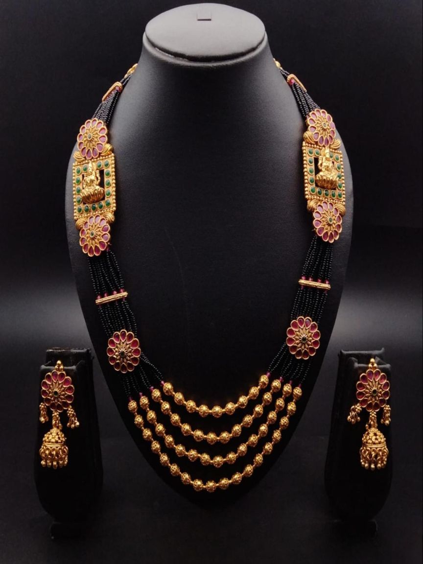 SIDE BROOCH IN POLKI (GOLD POLISH) STYLE | DESIGN - 85107
