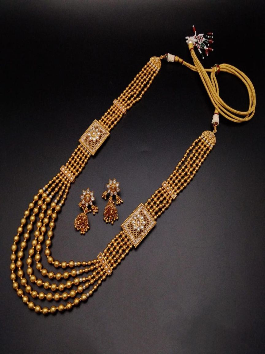 SIDE BROOCH IN POLKI (GOLD POLISH) STYLE | DESIGN - 85131