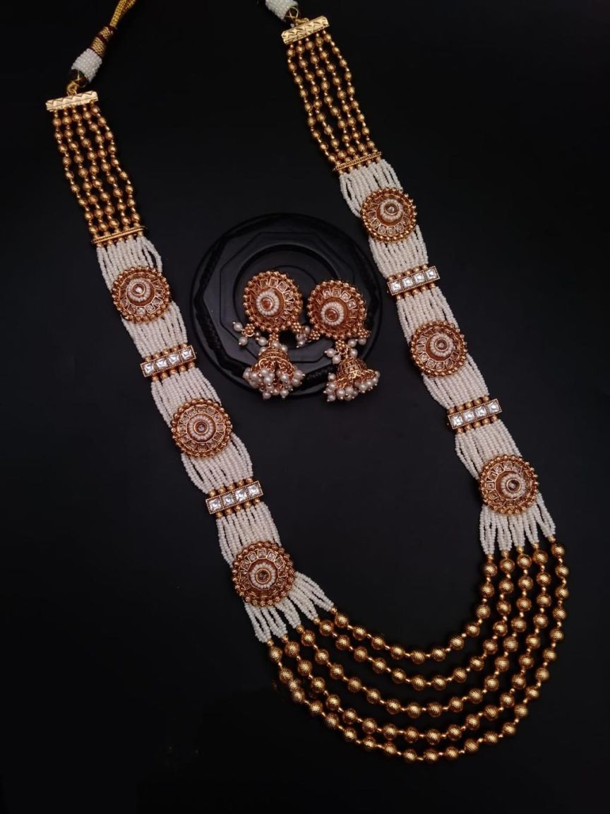 SIDE BROOCH IN POLKI (GOLD POLISH) STYLE | DESIGN - 85142