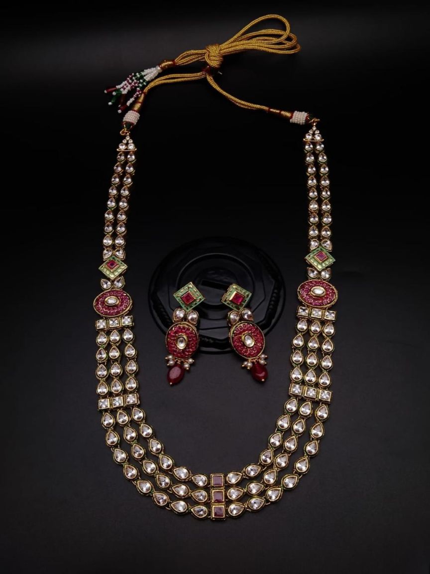 SIDE BROOCH IN POLKI (GOLD POLISH) STYLE | DESIGN - 85147
